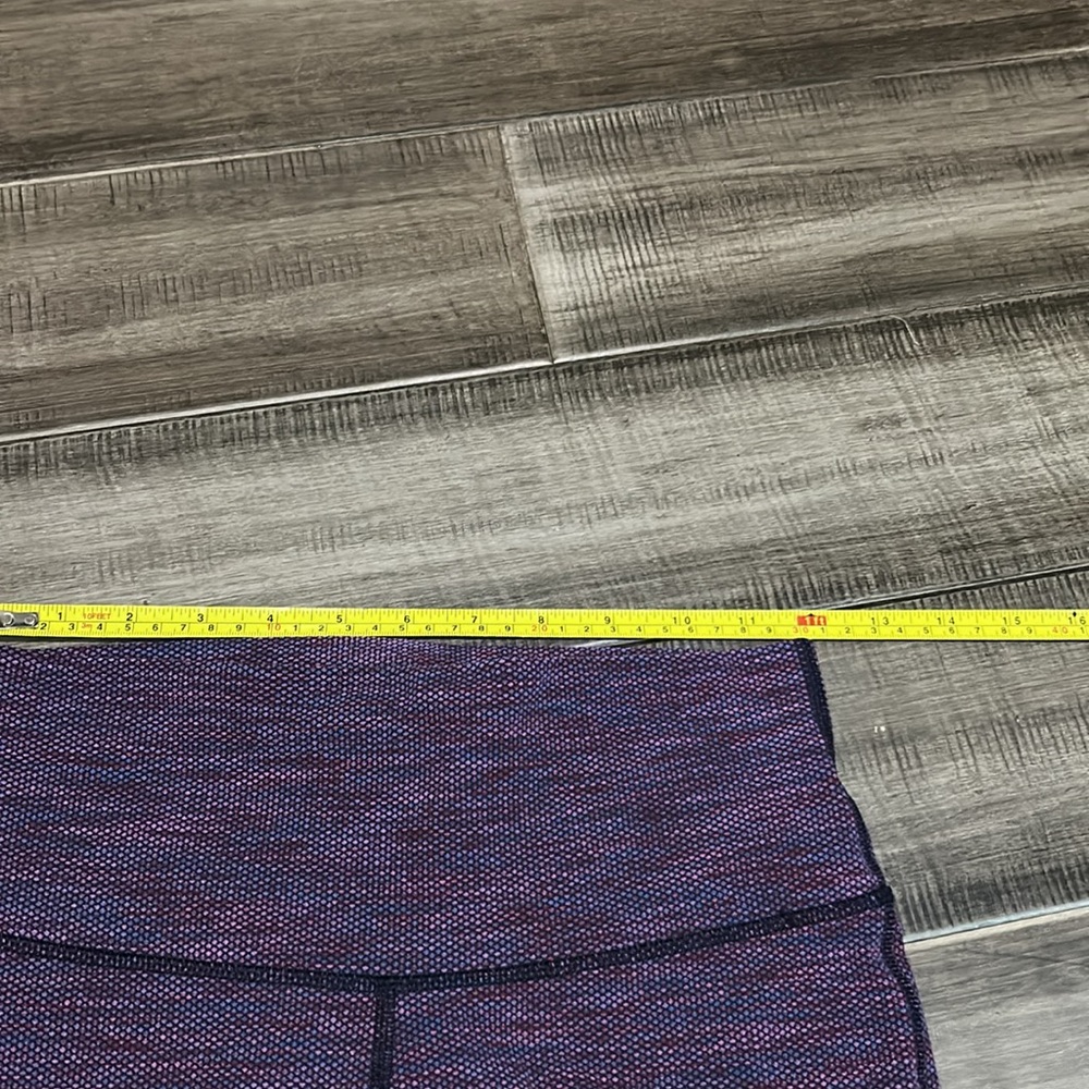 EUC Lululemon Wunder Under high rise crop - Picture 5 of 7